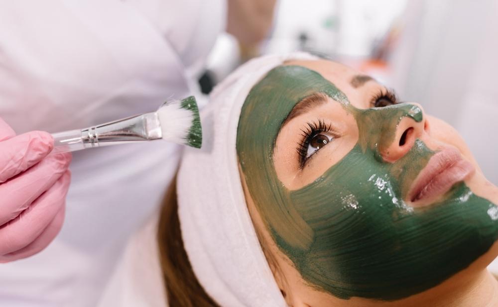 Doğanın Gücüne İnanın: Green Peel Nedir? Ne İşe Yarar?